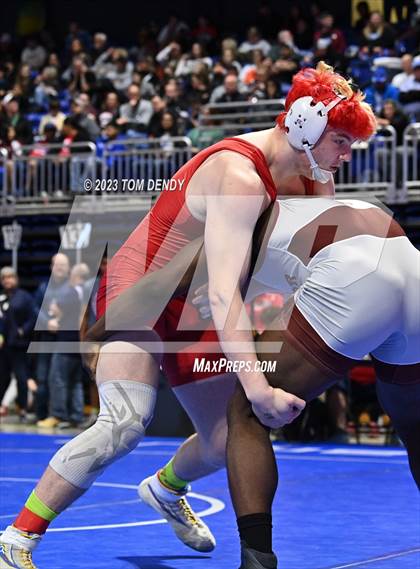 Thumbnail 1 in UIL 5A/6A State Championships - Round 1 photogallery.