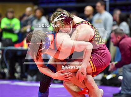 Thumbnail 1 in UIL 5A/6A State Championships - Round 1 photogallery.