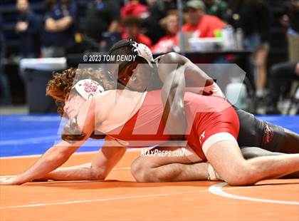 Thumbnail 2 in UIL 5A/6A State Championships - Round 1 photogallery.