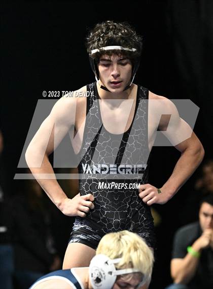 Thumbnail 1 in UIL 5A/6A State Championships - Round 1 photogallery.