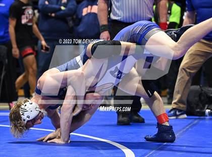 Thumbnail 3 in UIL 5A/6A State Championships - Round 1 photogallery.