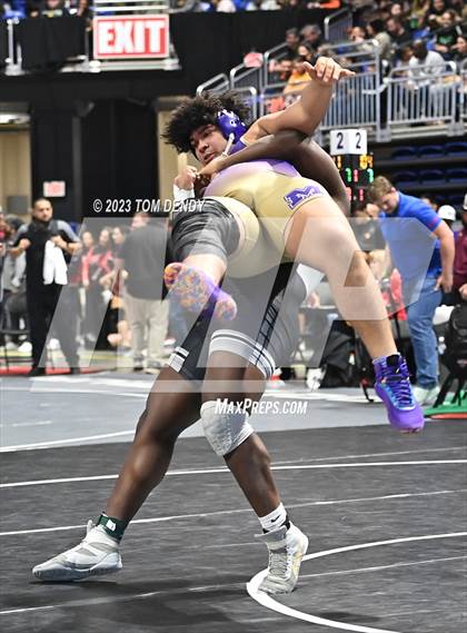 Thumbnail 2 in UIL 5A/6A State Championships - Round 1 photogallery.