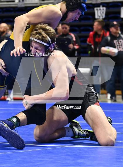 Thumbnail 3 in UIL 5A/6A State Championships - Round 1 photogallery.