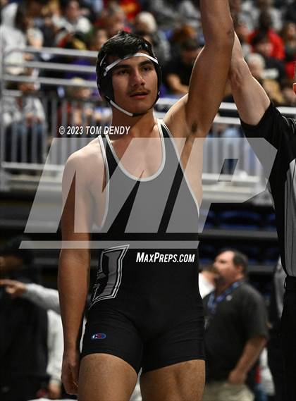 Thumbnail 2 in UIL 5A/6A State Championships - Round 1 photogallery.