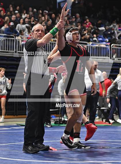 Thumbnail 1 in UIL 5A/6A State Championships - Round 1 photogallery.