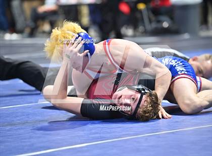 Thumbnail 1 in UIL 5A/6A State Championships - Round 1 photogallery.