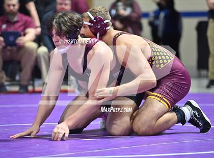 Thumbnail 2 in UIL 5A/6A State Championships - Round 1 photogallery.