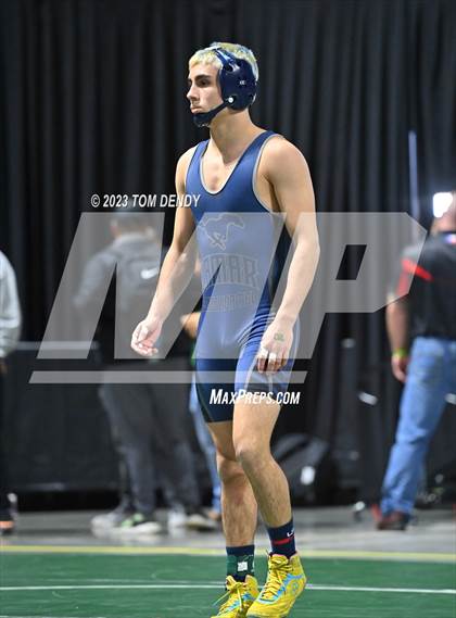 Thumbnail 1 in UIL 5A/6A State Championships - Round 1 photogallery.