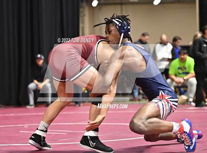Thumbnail 2 in UIL 5A/6A State Championships - Round 1 photogallery.
