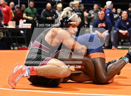 Thumbnail 2 in UIL 5A/6A State Championships - Round 1 photogallery.