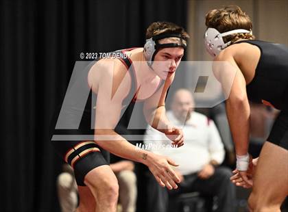 Thumbnail 1 in UIL 5A/6A State Championships - Round 1 photogallery.