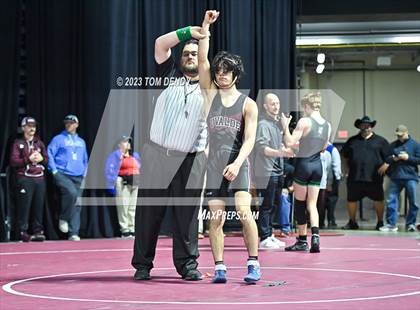 Thumbnail 1 in UIL 5A/6A State Championships - Round 1 photogallery.