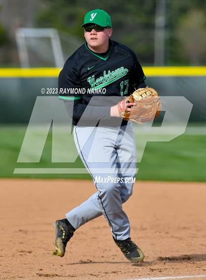 Thumbnail 2 in Yorktown @ Pendleton Heights photogallery.