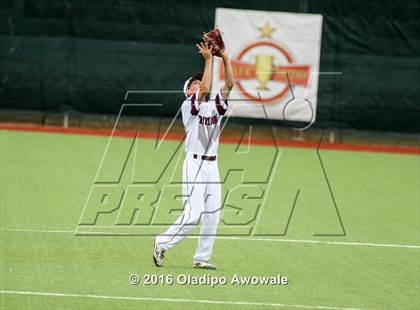 Thumbnail 2 in Whitehouse vs. Lufkin (UIL 5A Region II Final) photogallery.