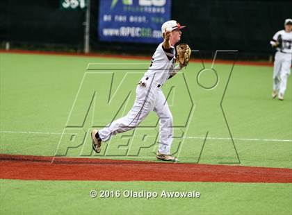 Thumbnail 3 in Whitehouse vs. Lufkin (UIL 5A Region II Final) photogallery.