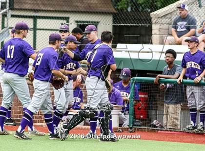 Thumbnail 1 in Whitehouse vs. Lufkin (UIL 5A Region II Final) photogallery.