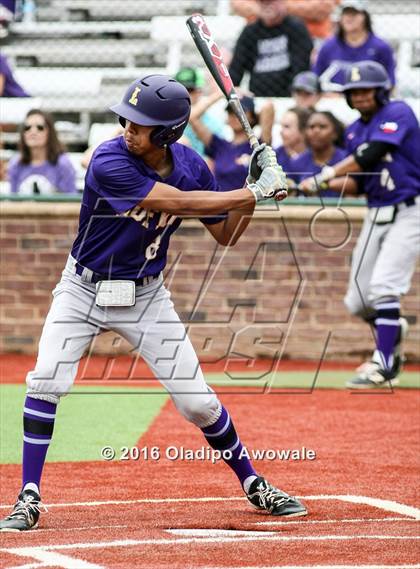 Thumbnail 1 in Whitehouse vs. Lufkin (UIL 5A Region II Final) photogallery.