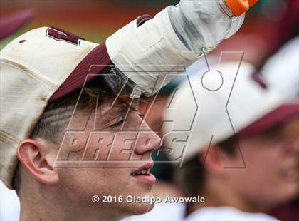 Thumbnail 1 in Whitehouse vs. Lufkin (UIL 5A Region II Final) photogallery.