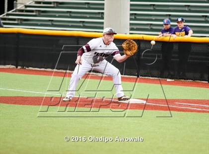 Thumbnail 2 in Whitehouse vs. Lufkin (UIL 5A Region II Final) photogallery.