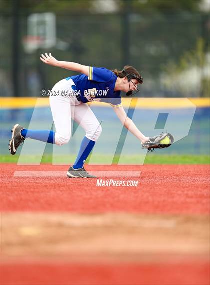 Thumbnail 3 in Bishop Grimes vs Cato-Meridian photogallery.