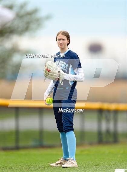 Thumbnail 3 in Bishop Grimes vs Cato-Meridian photogallery.