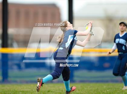Thumbnail 1 in Bishop Grimes vs Cato-Meridian photogallery.
