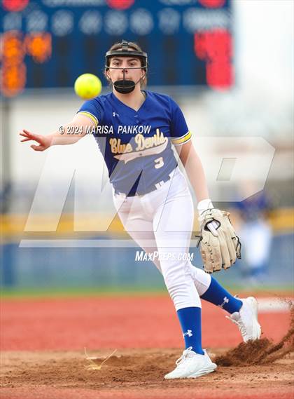Thumbnail 1 in Bishop Grimes vs Cato-Meridian photogallery.