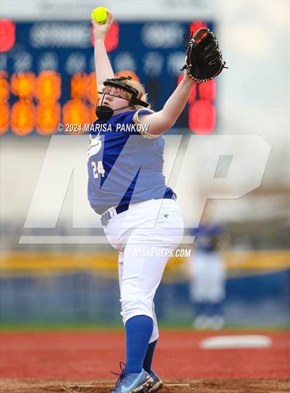 Thumbnail 1 in Bishop Grimes vs Cato-Meridian photogallery.