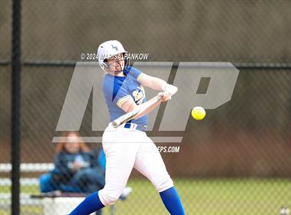 Thumbnail 2 in Bishop Grimes vs Cato-Meridian photogallery.