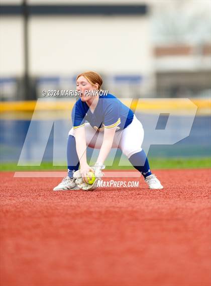 Thumbnail 1 in Bishop Grimes vs Cato-Meridian photogallery.