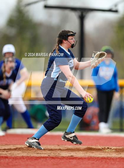 Thumbnail 1 in Bishop Grimes vs Cato-Meridian photogallery.