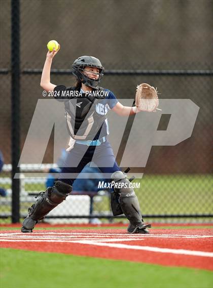 Thumbnail 2 in Bishop Grimes vs Cato-Meridian photogallery.
