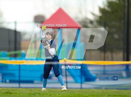 Thumbnail 3 in Bishop Grimes vs Cato-Meridian photogallery.