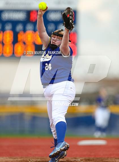 Thumbnail 1 in Bishop Grimes vs Cato-Meridian photogallery.