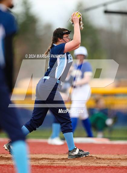 Thumbnail 1 in Bishop Grimes vs Cato-Meridian photogallery.
