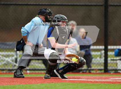 Thumbnail 2 in Bishop Grimes vs Cato-Meridian photogallery.