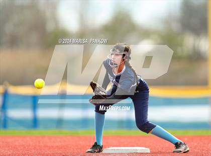 Thumbnail 1 in Bishop Grimes vs Cato-Meridian photogallery.