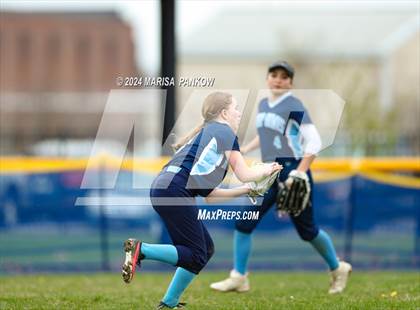 Thumbnail 2 in Bishop Grimes vs Cato-Meridian photogallery.