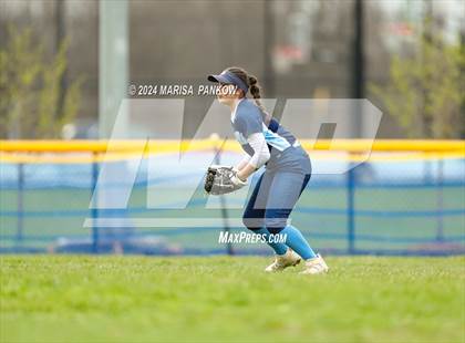 Thumbnail 3 in Bishop Grimes vs Cato-Meridian photogallery.