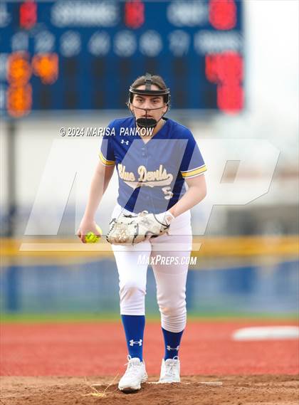 Thumbnail 1 in Bishop Grimes vs Cato-Meridian photogallery.