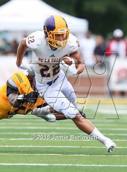 Thumbnail 2 in De La Salle Collegiate vs. King (Tim Horton Prep Kickoff Classic) photogallery.