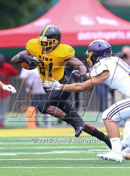 Thumbnail 3 in De La Salle Collegiate vs. King (Tim Horton Prep Kickoff Classic) photogallery.
