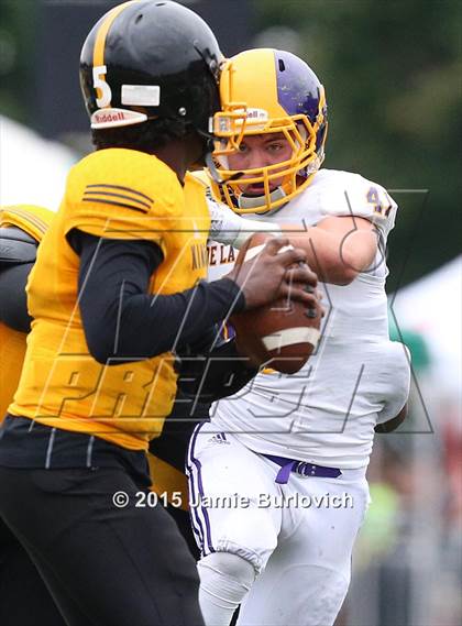 Thumbnail 3 in De La Salle Collegiate vs. King (Tim Horton Prep Kickoff Classic) photogallery.