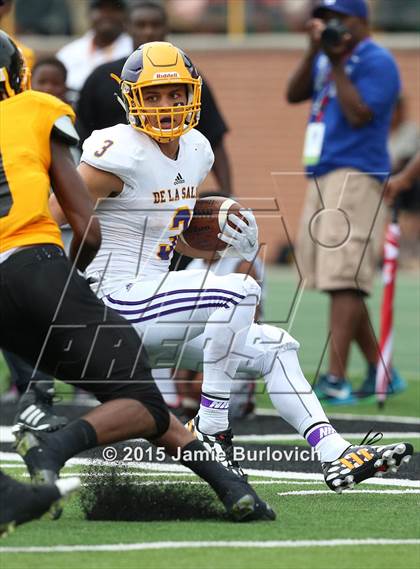 Thumbnail 3 in De La Salle Collegiate vs. King (Tim Horton Prep Kickoff Classic) photogallery.