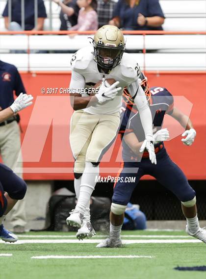 Thumbnail 1 in Brighton @ East Syracuse-Minoa (Kickoff Classic) photogallery.