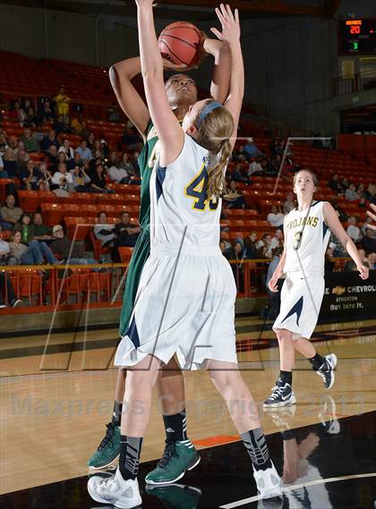 Thumbnail 3 in Oak Ridge vs. Kennedy (CIF SJS D1 Semifinal) photogallery.