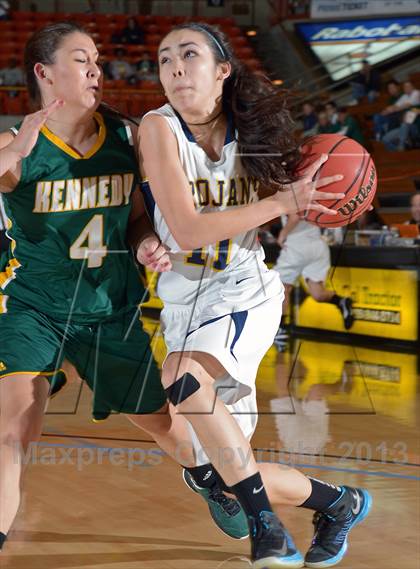 Thumbnail 3 in Oak Ridge vs. Kennedy (CIF SJS D1 Semifinal) photogallery.
