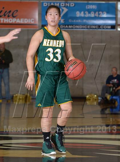 Thumbnail 3 in Oak Ridge vs. Kennedy (CIF SJS D1 Semifinal) photogallery.