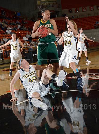 Thumbnail 3 in Oak Ridge vs. Kennedy (CIF SJS D1 Semifinal) photogallery.