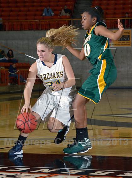 Thumbnail 3 in Oak Ridge vs. Kennedy (CIF SJS D1 Semifinal) photogallery.